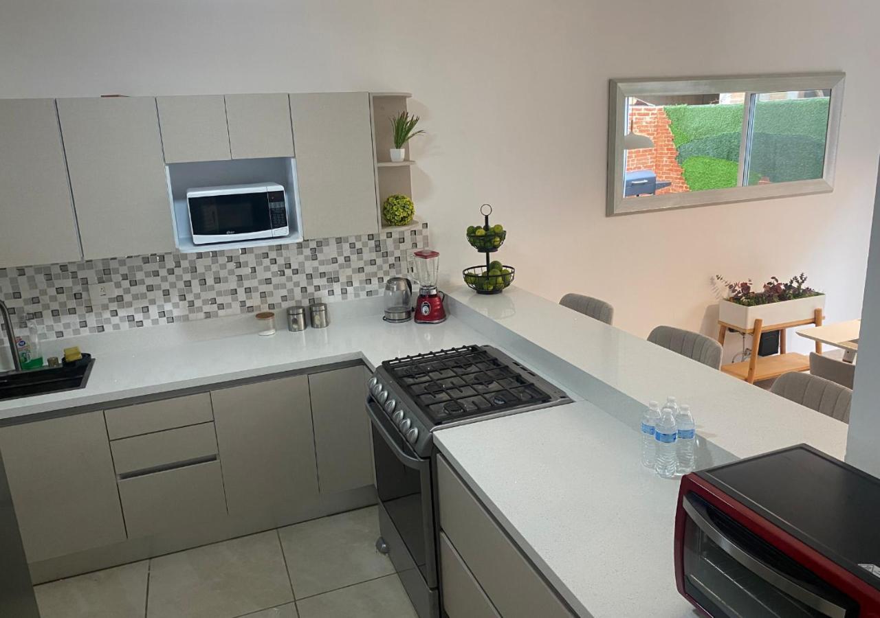 Casa Familiar En Condominio Privado Cerca De Playa Cancún Esterno foto
